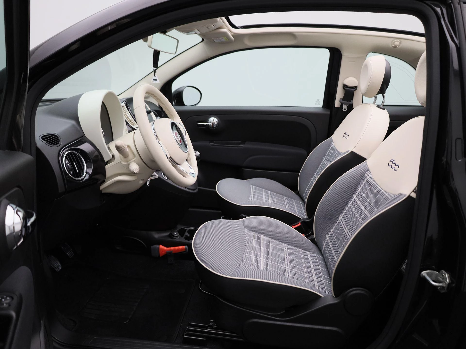 Fiat-500C-image-9