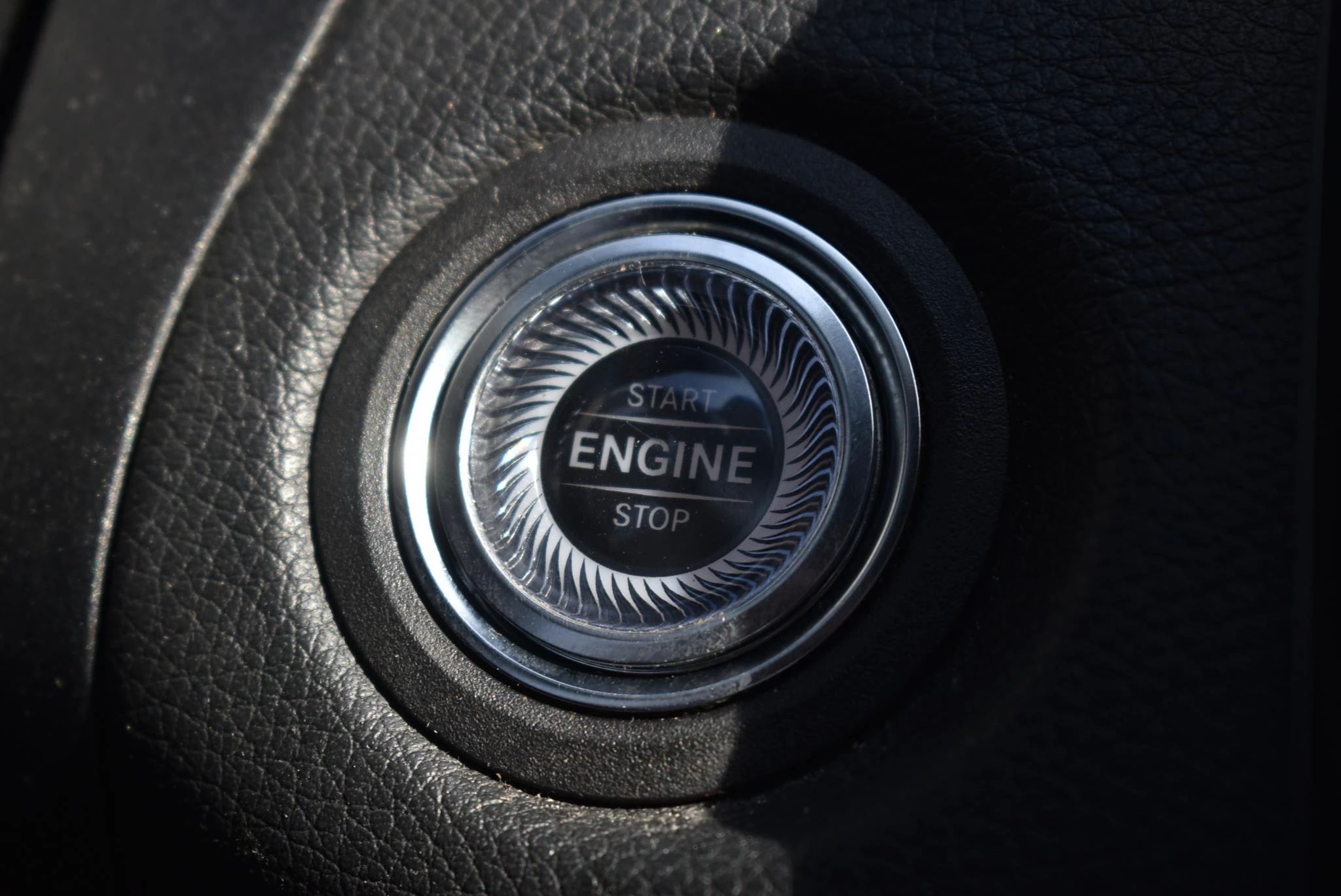 Mercedes-Benz-C-Klasse-image-26