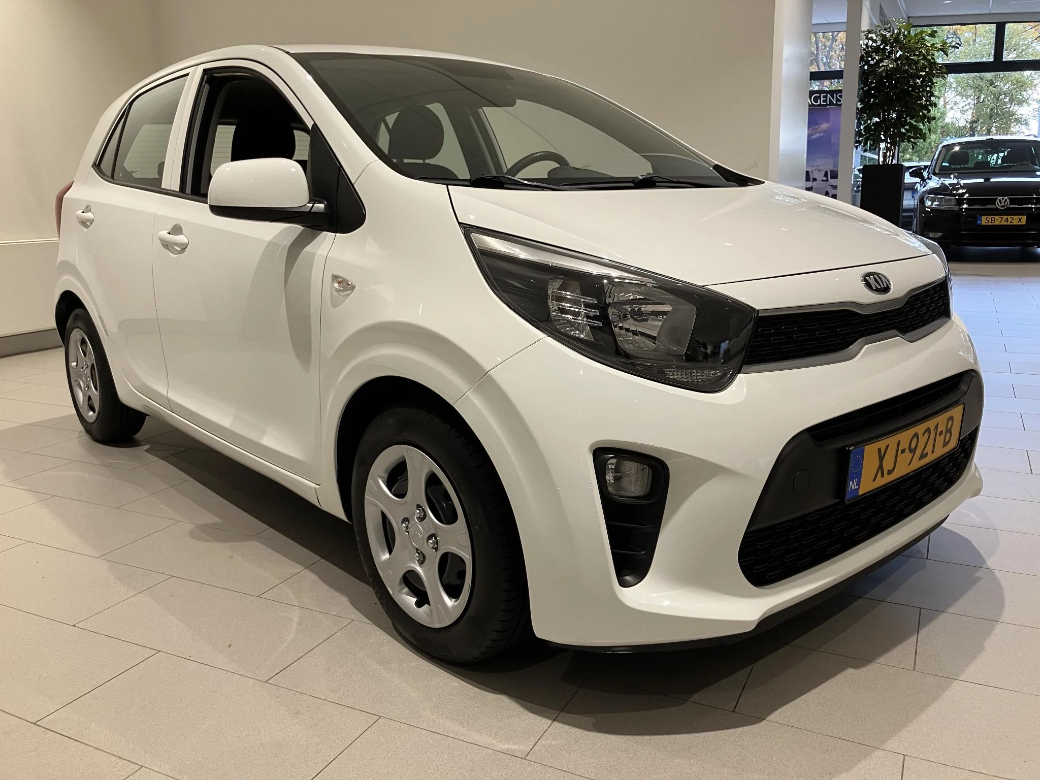 Kia-Picanto-image-7