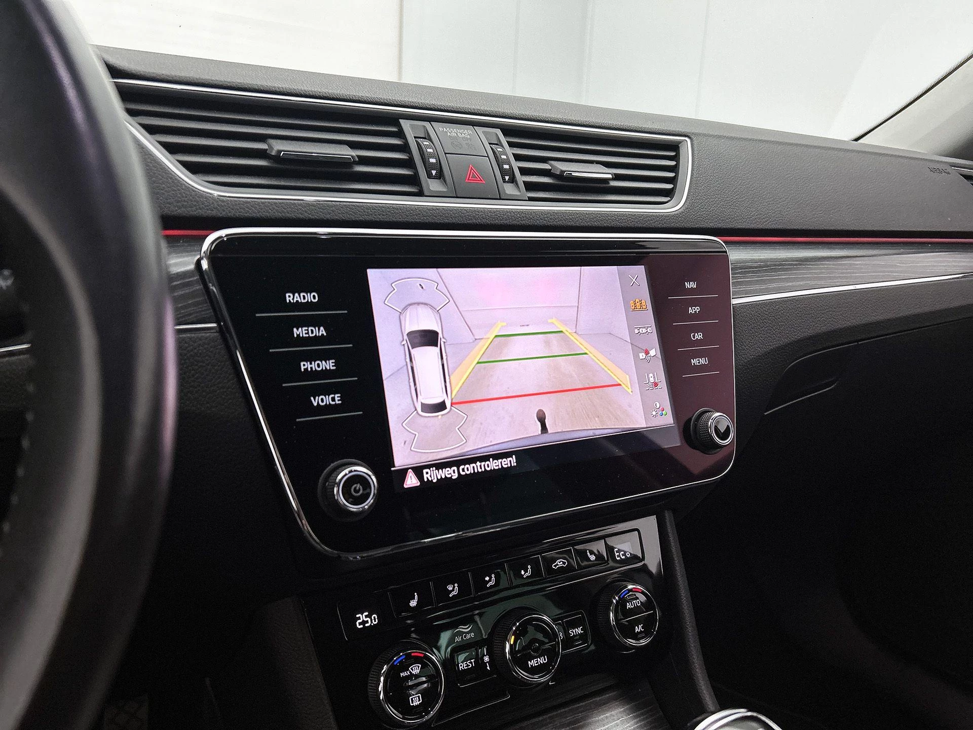 Škoda-Superb-image-16