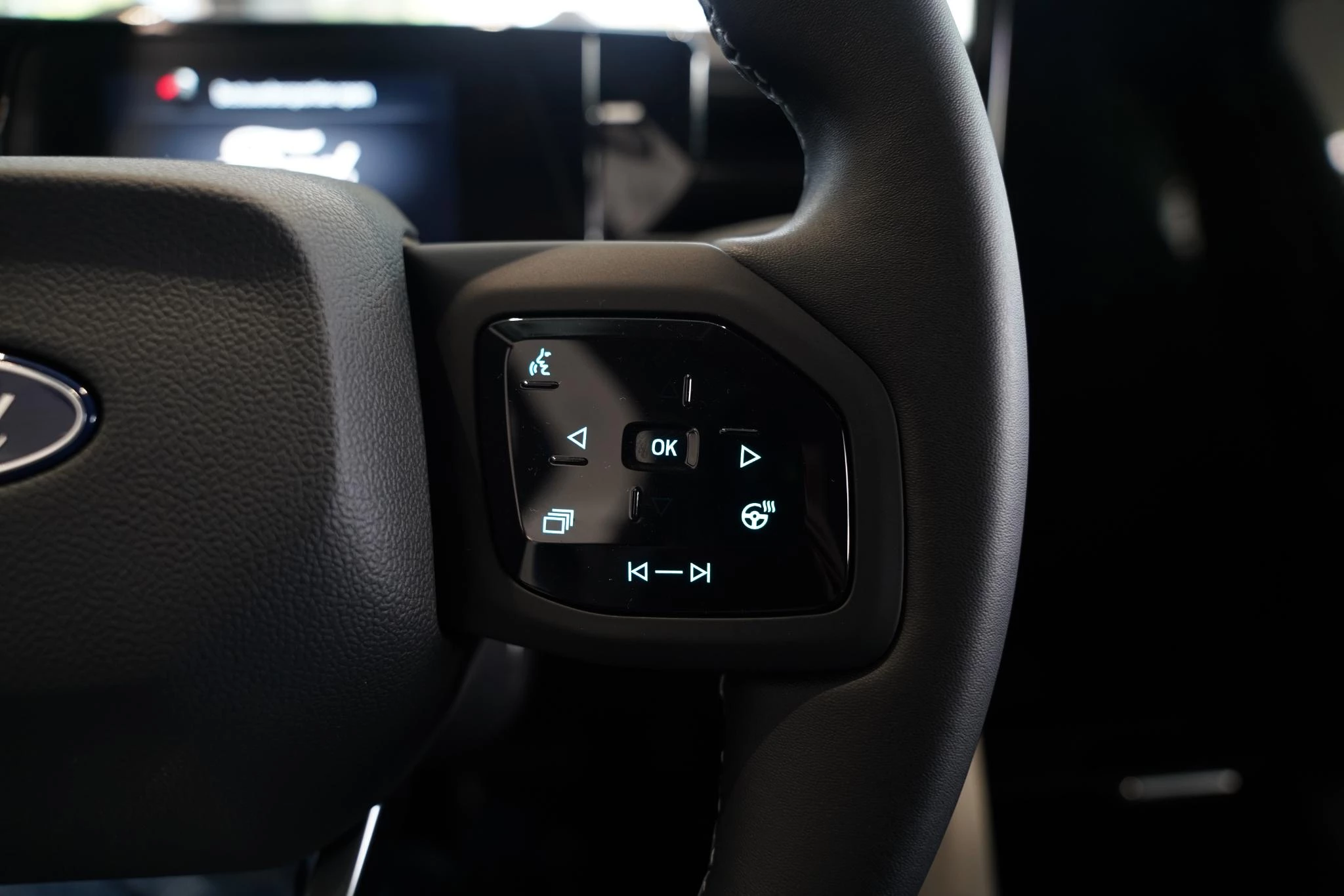 Ford-Explorer EV-image-16