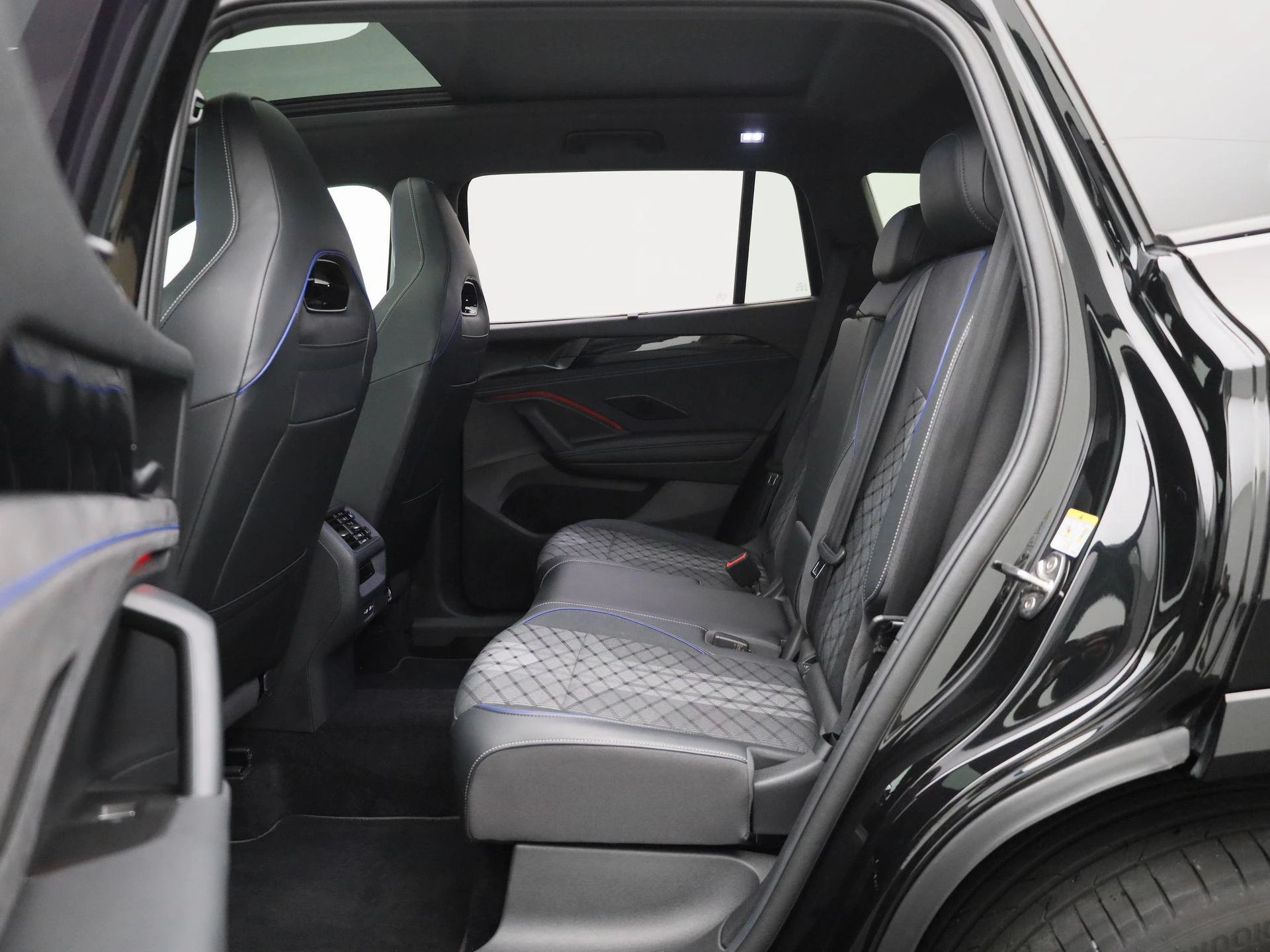 Volkswagen-Tayron-image-11