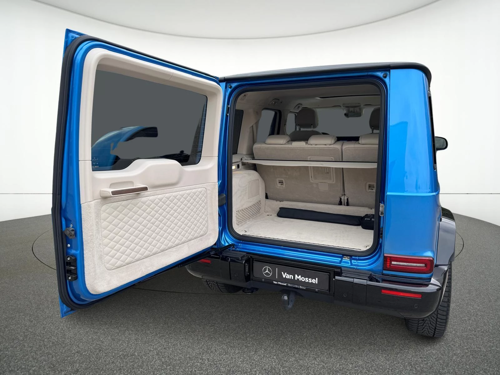 Mercedes-Benz-G-Klasse-image-5