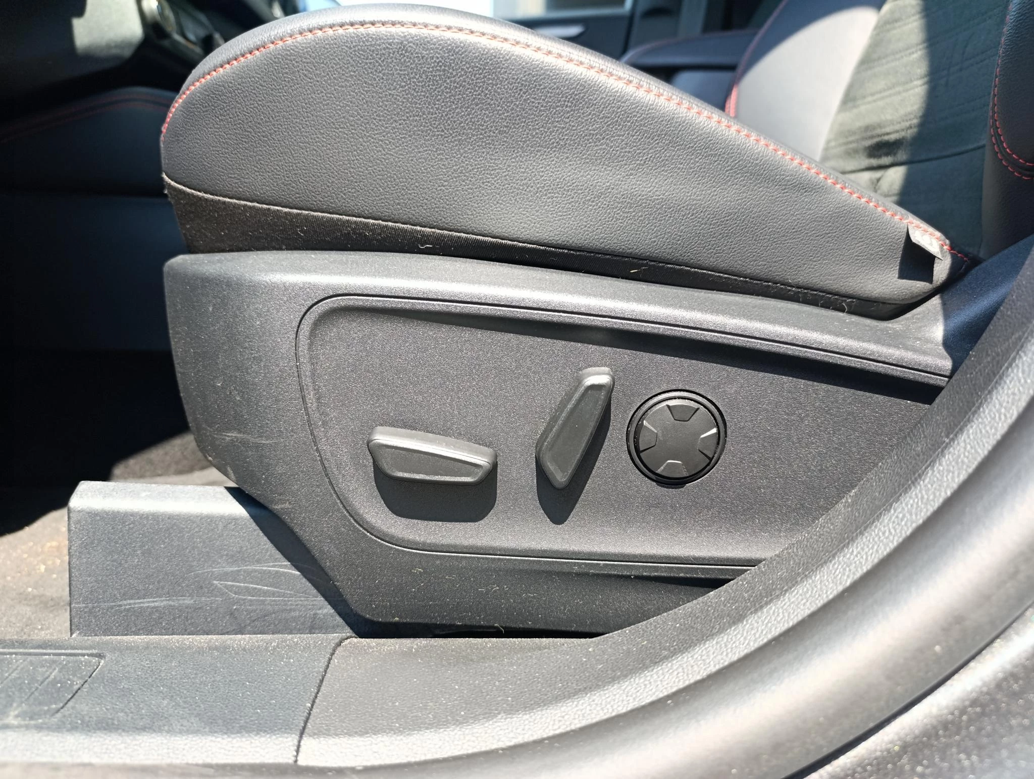 Ford Kuga 2.5 PHEV ST-Line X