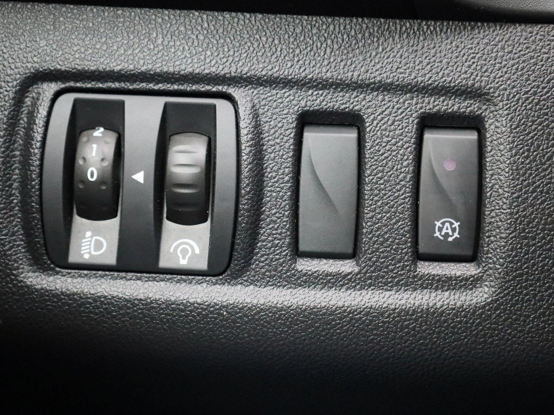Renault-Clio-image-21