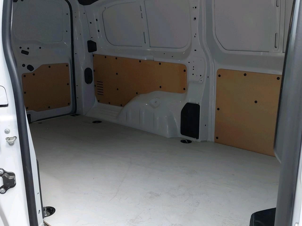 Opel-Vivaro-image-6