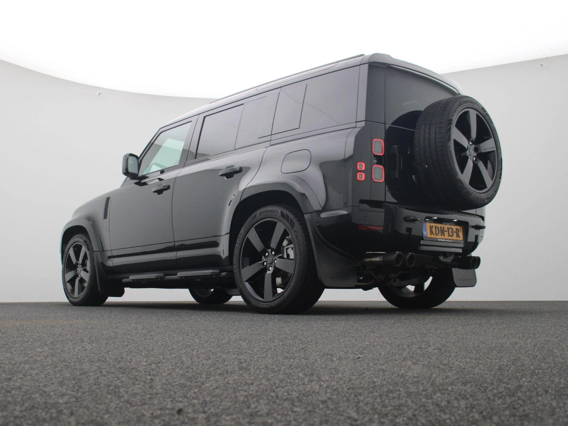 Land Rover-Defender-image-57