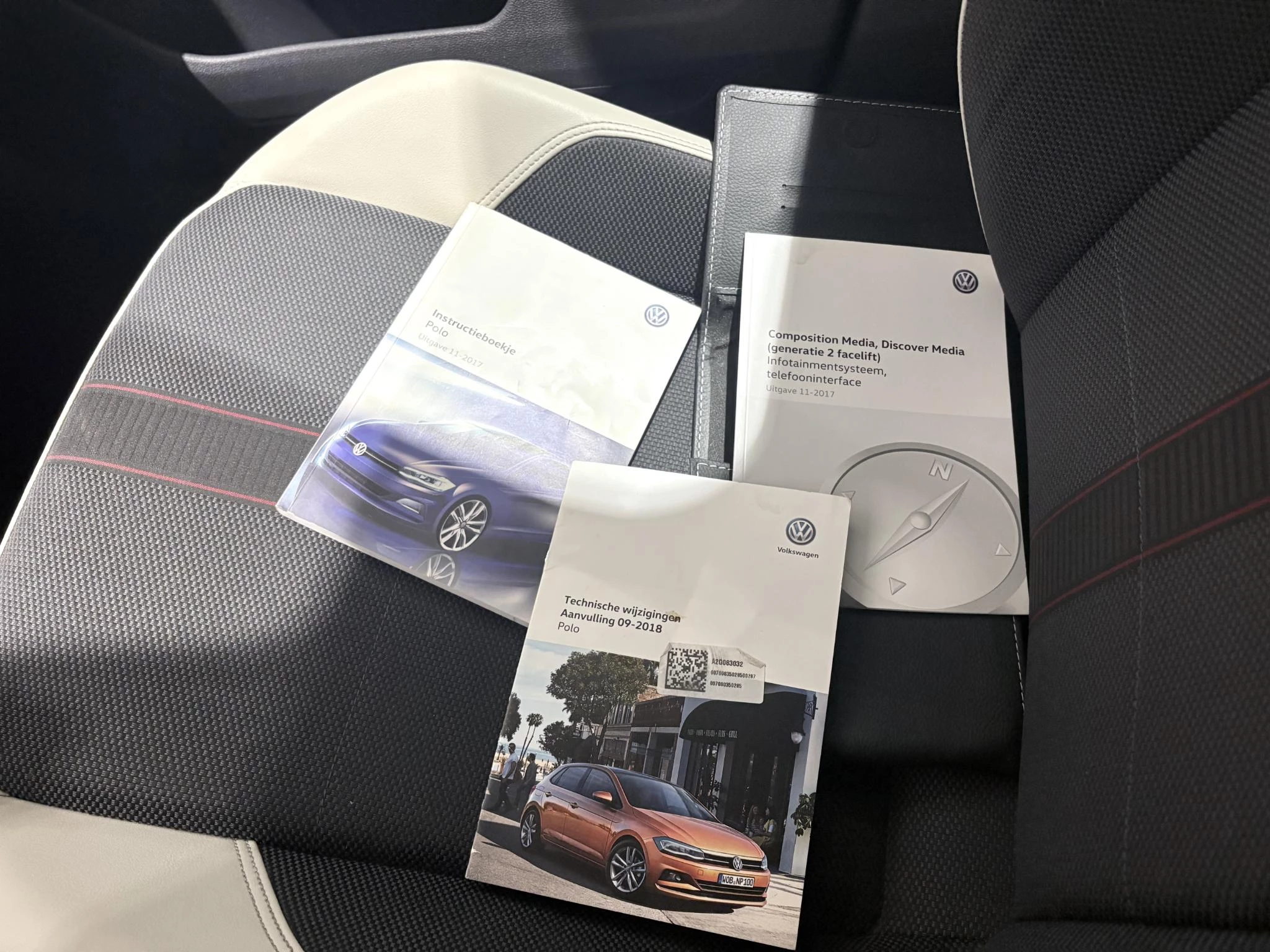 Volkswagen-Polo-image-29