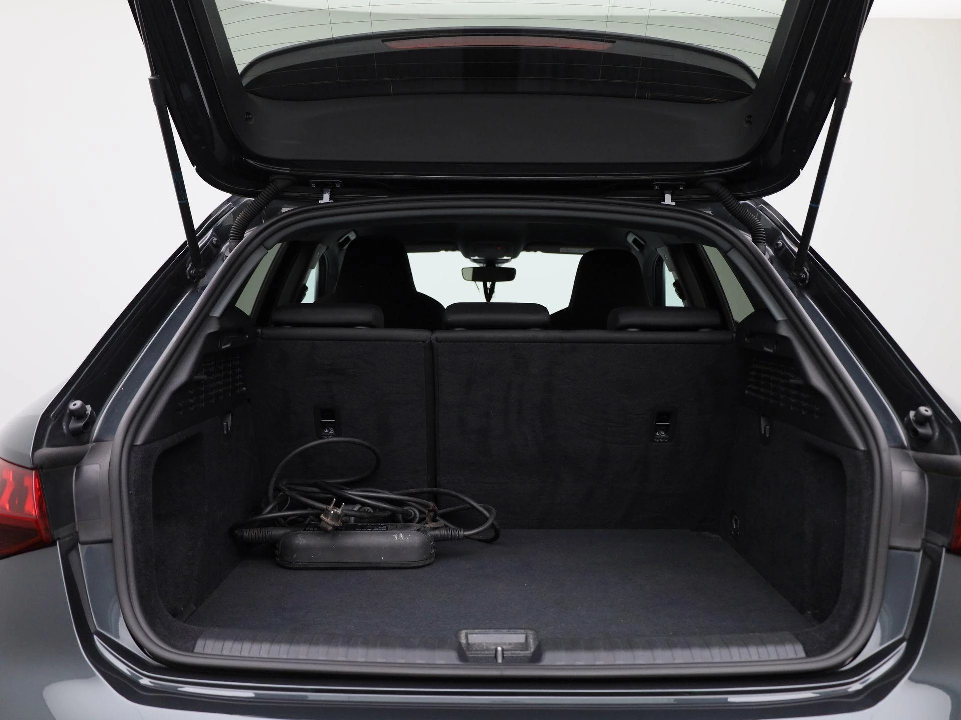 Audi A3 Sportback 40 TFSI e Business edition