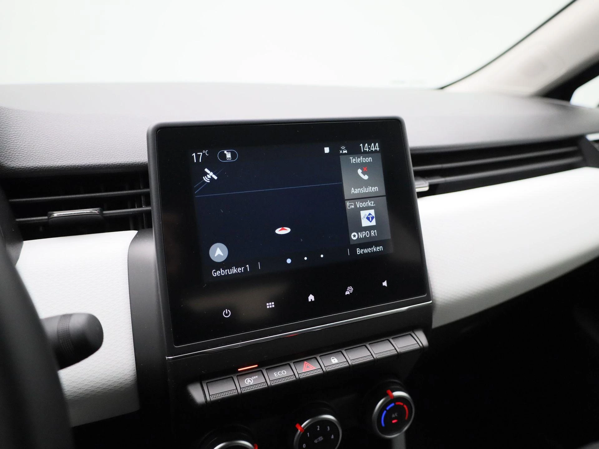 Renault-Clio-image-13