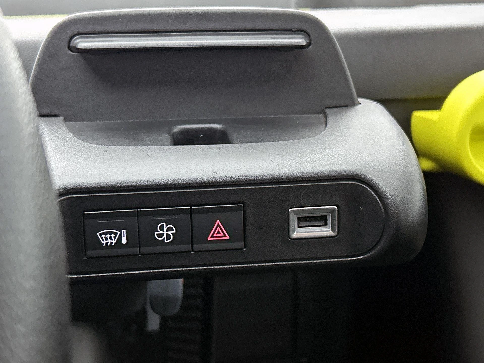 Opel-Rocks-e-image-22