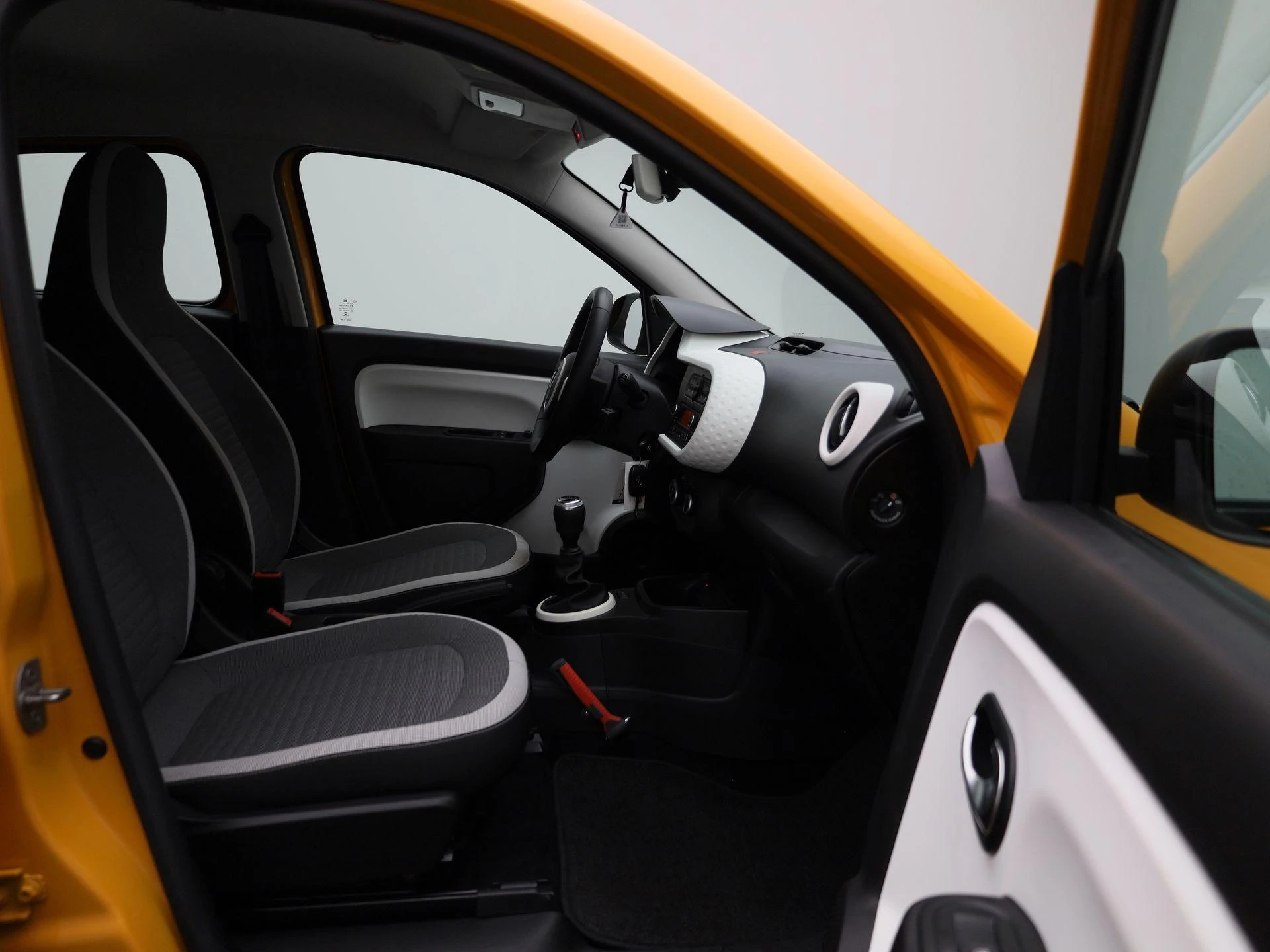 Renault-Twingo-image-28
