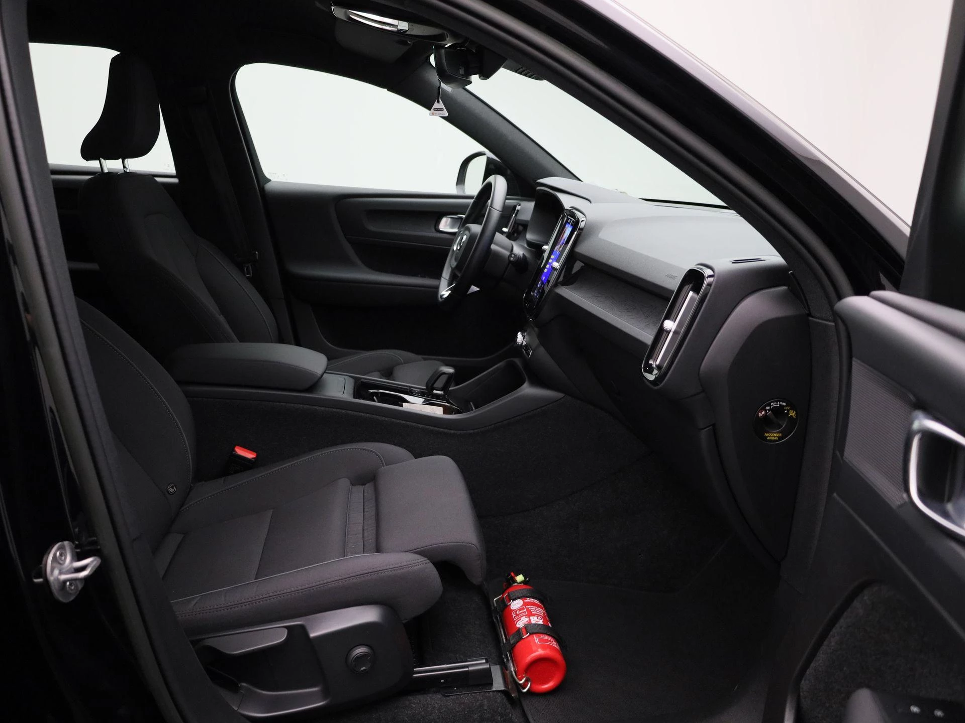 Volvo-XC40-image-32