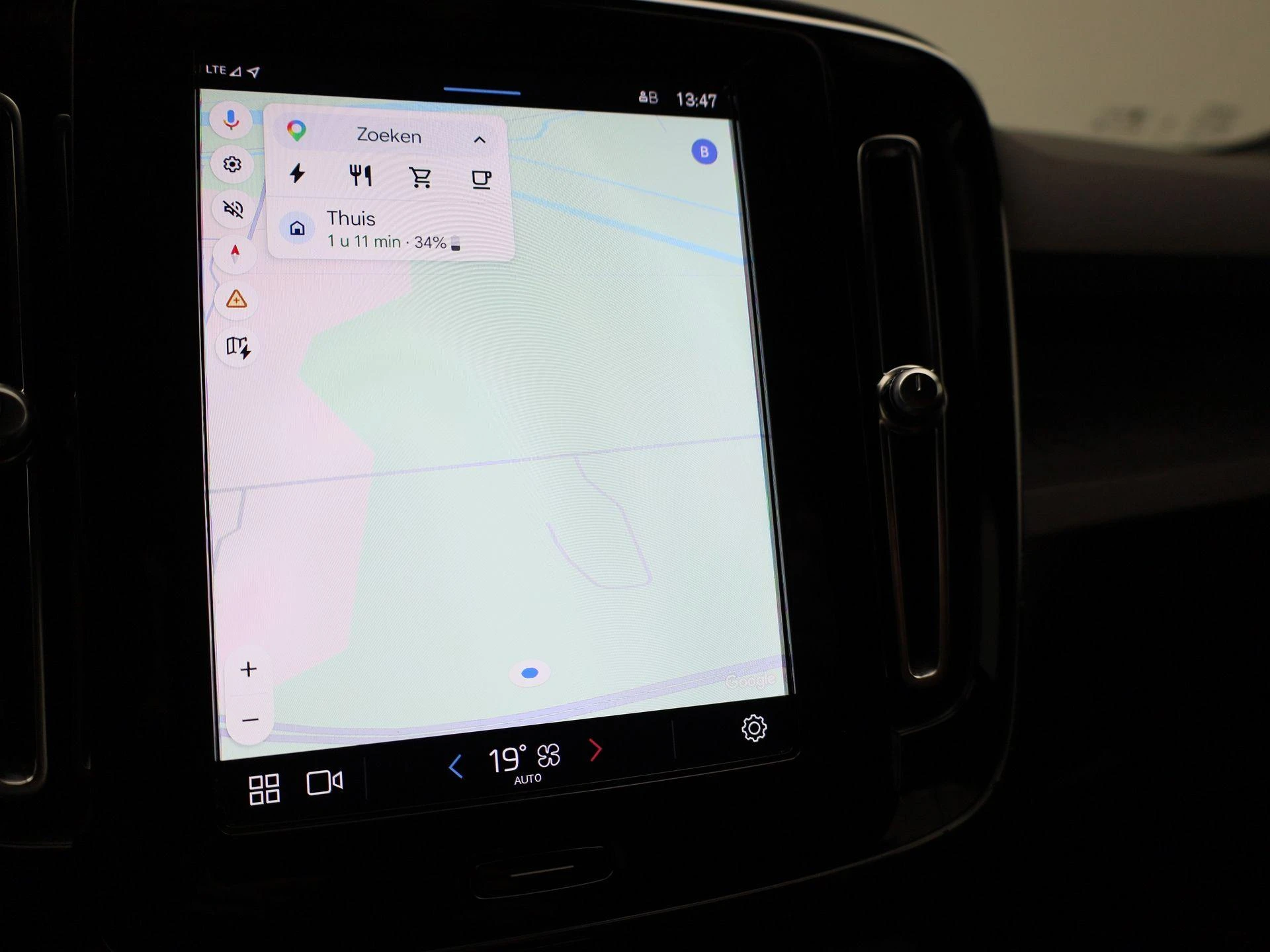 Volvo-XC40-image-18