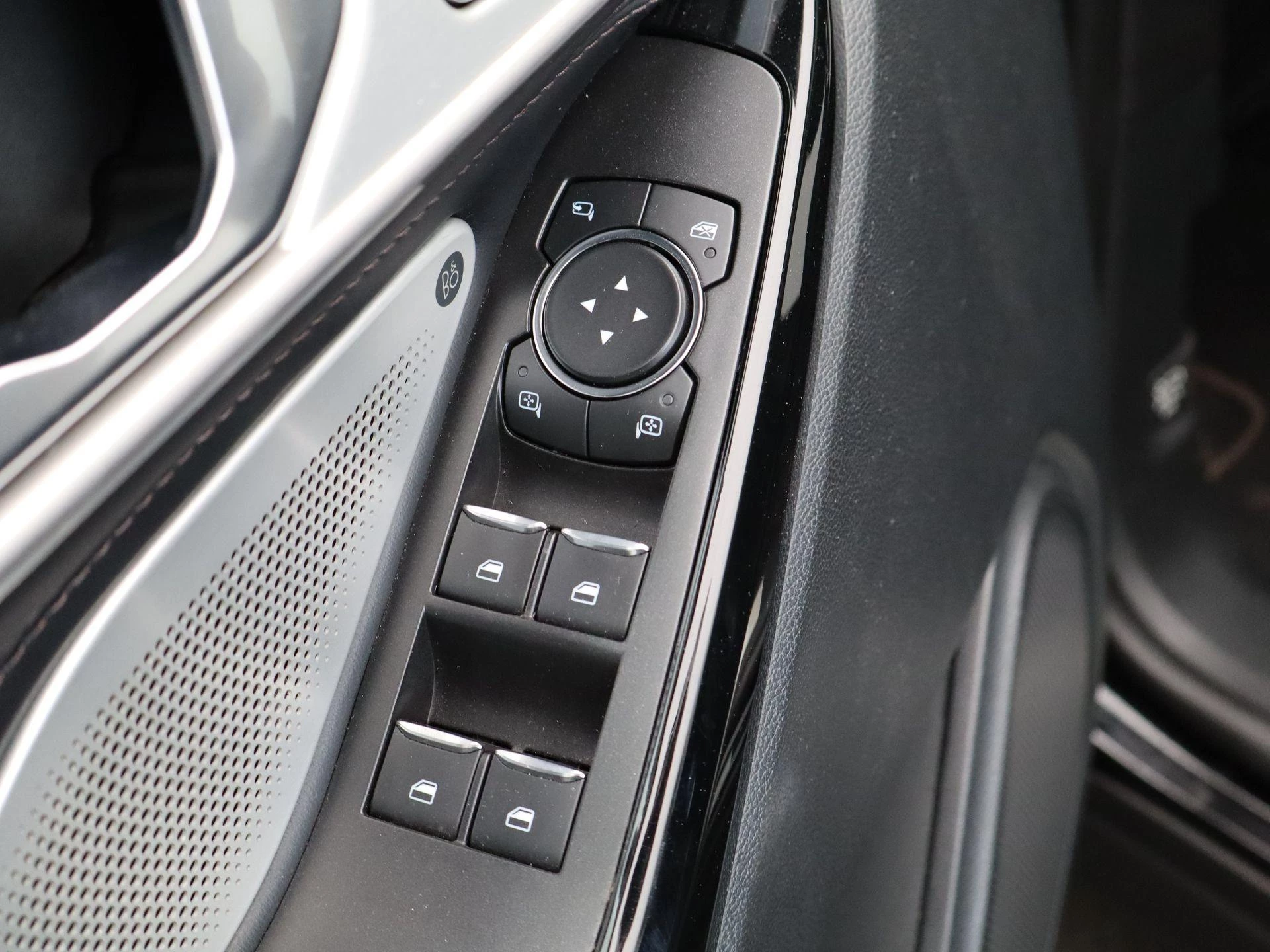 Ford-Explorer-image-27