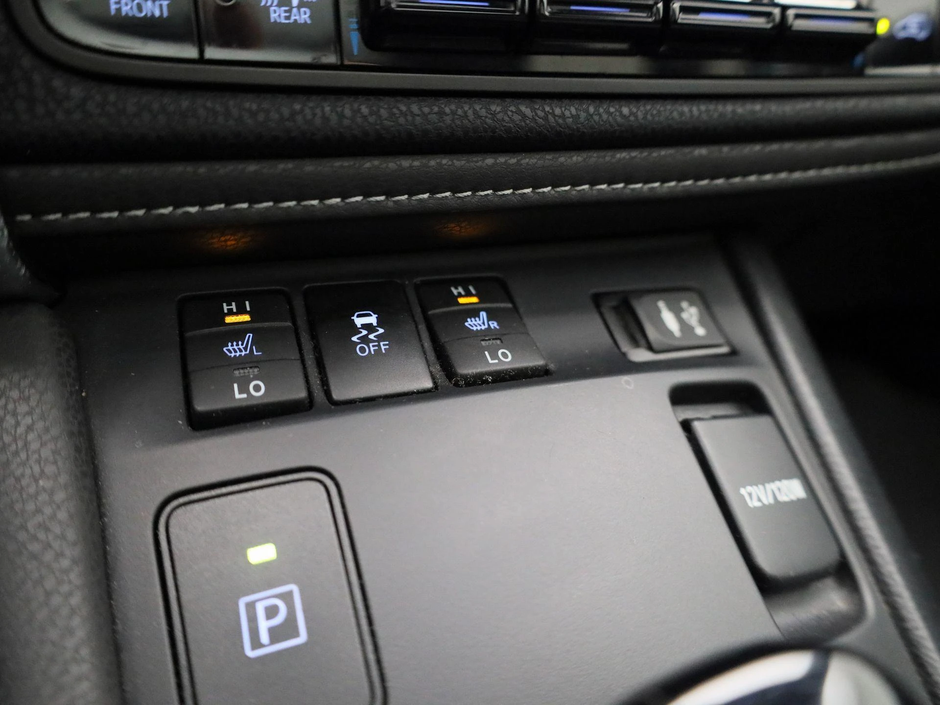 Toyota-Auris-image-23