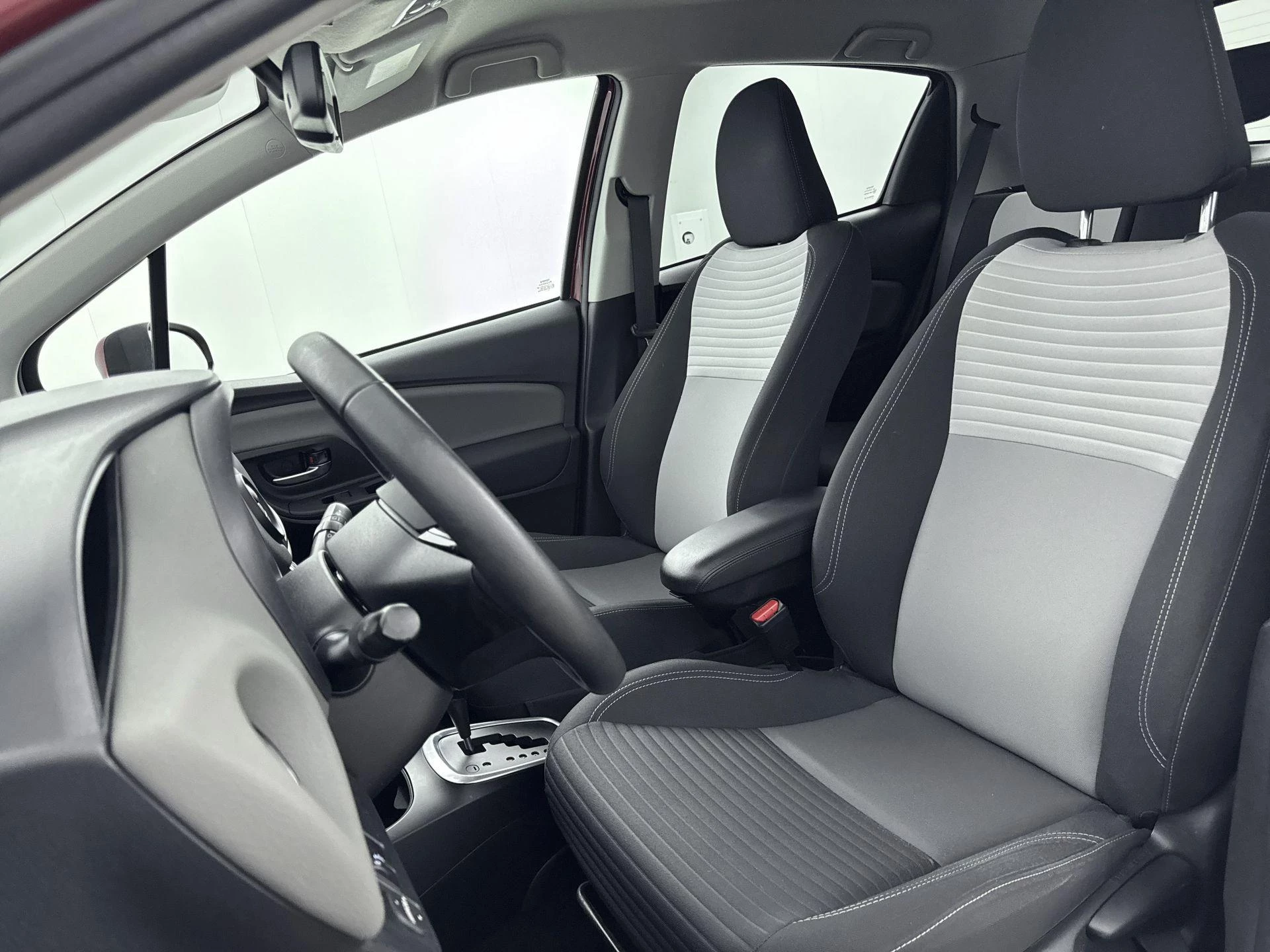 Toyota-Yaris-image-28