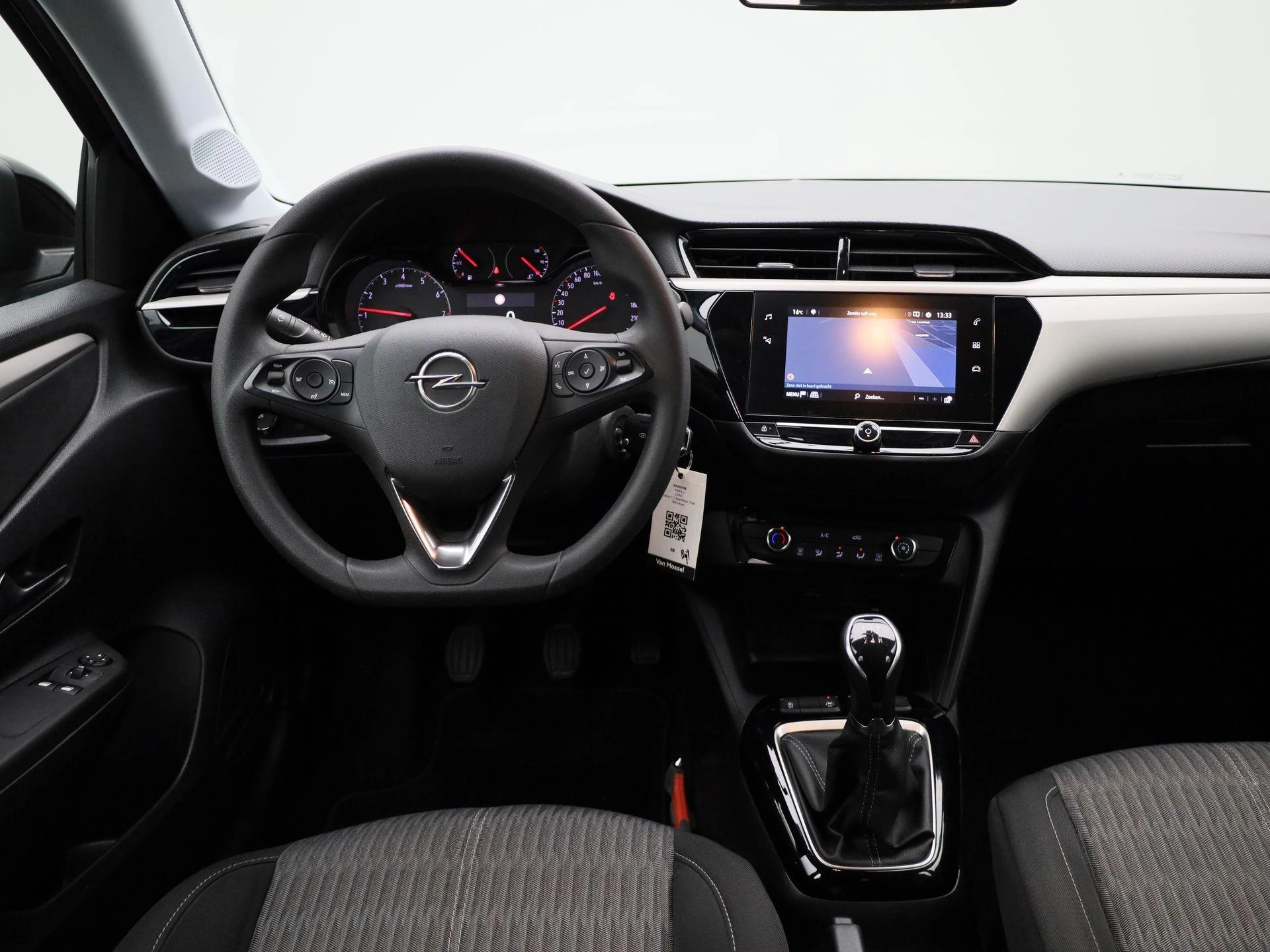 Opel-Corsa-image-2