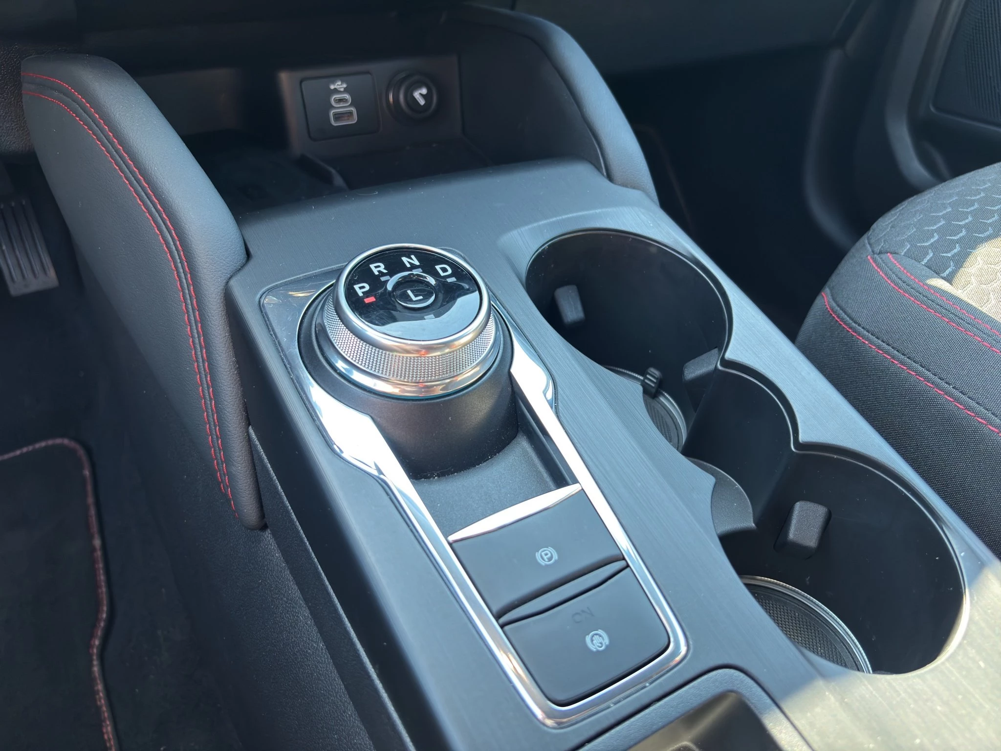 Ford Kuga ST-Line Aut.*KAM*LED-MATRIX*NAVI*GRA*WINTER-PKT.