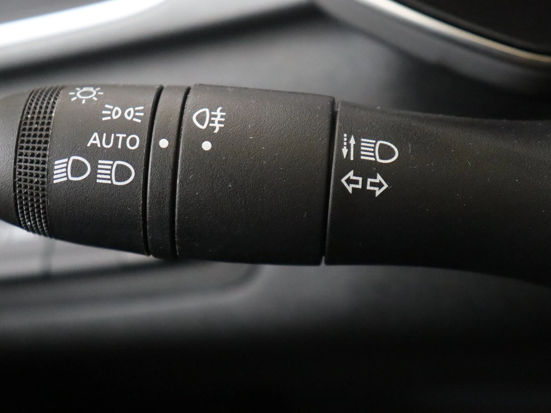 Renault Captur 1.8 E-Tech full hybrid 160 techno