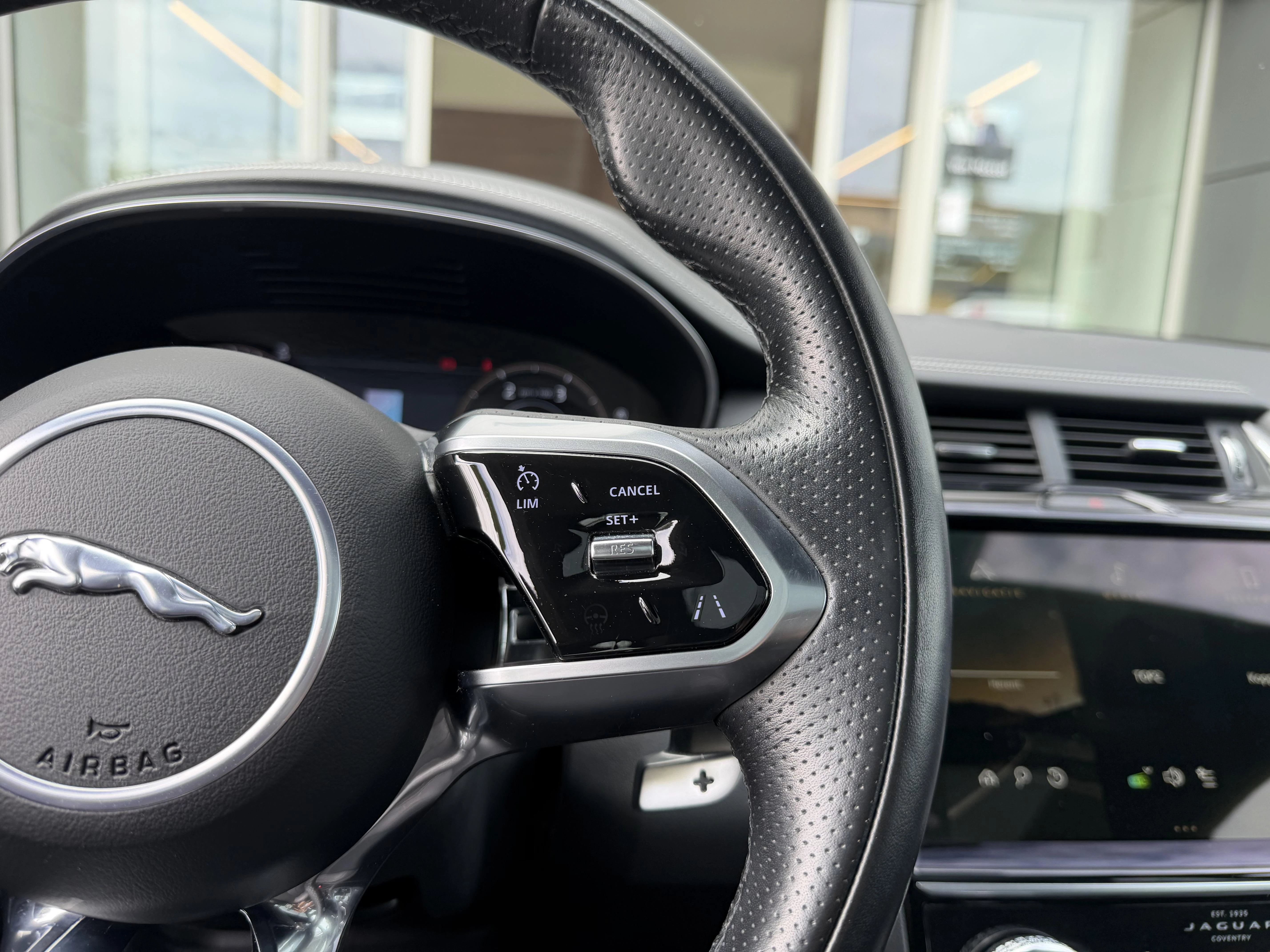 Jaguar E-PACE D165 R-Dynamic S
