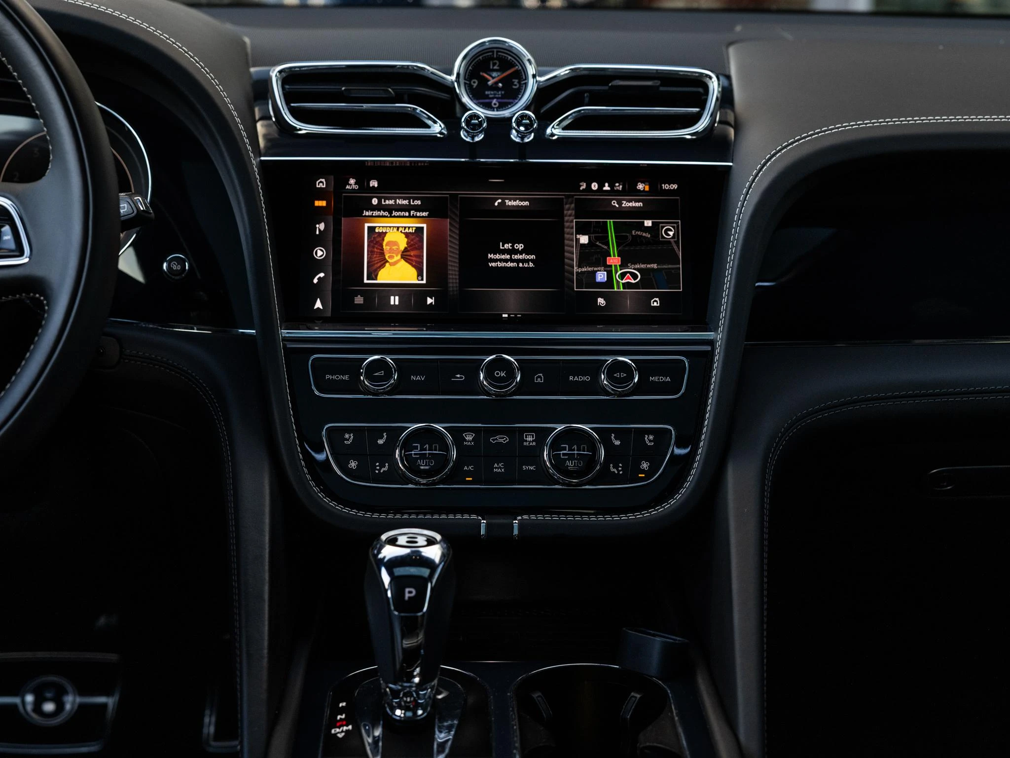 Bentley-Bentayga-image-69