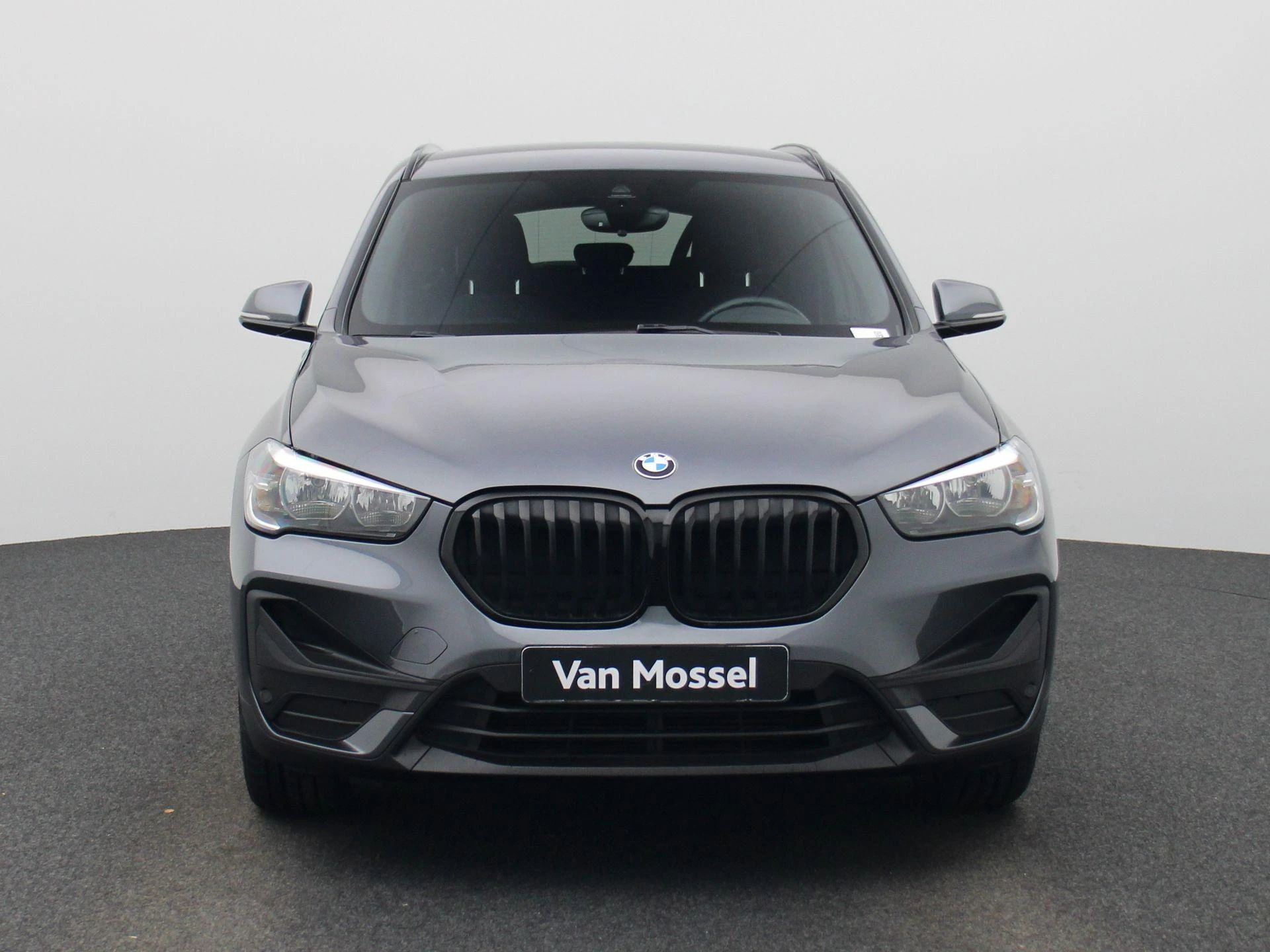 BMW-X1-image-2