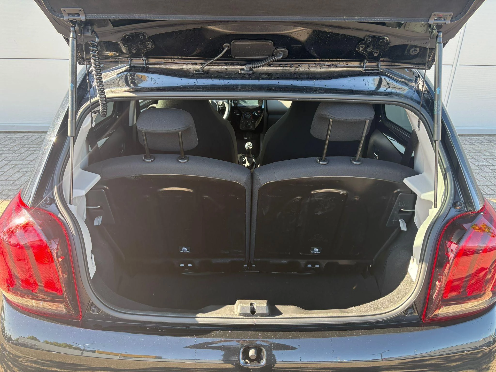 Peugeot-108-image-22