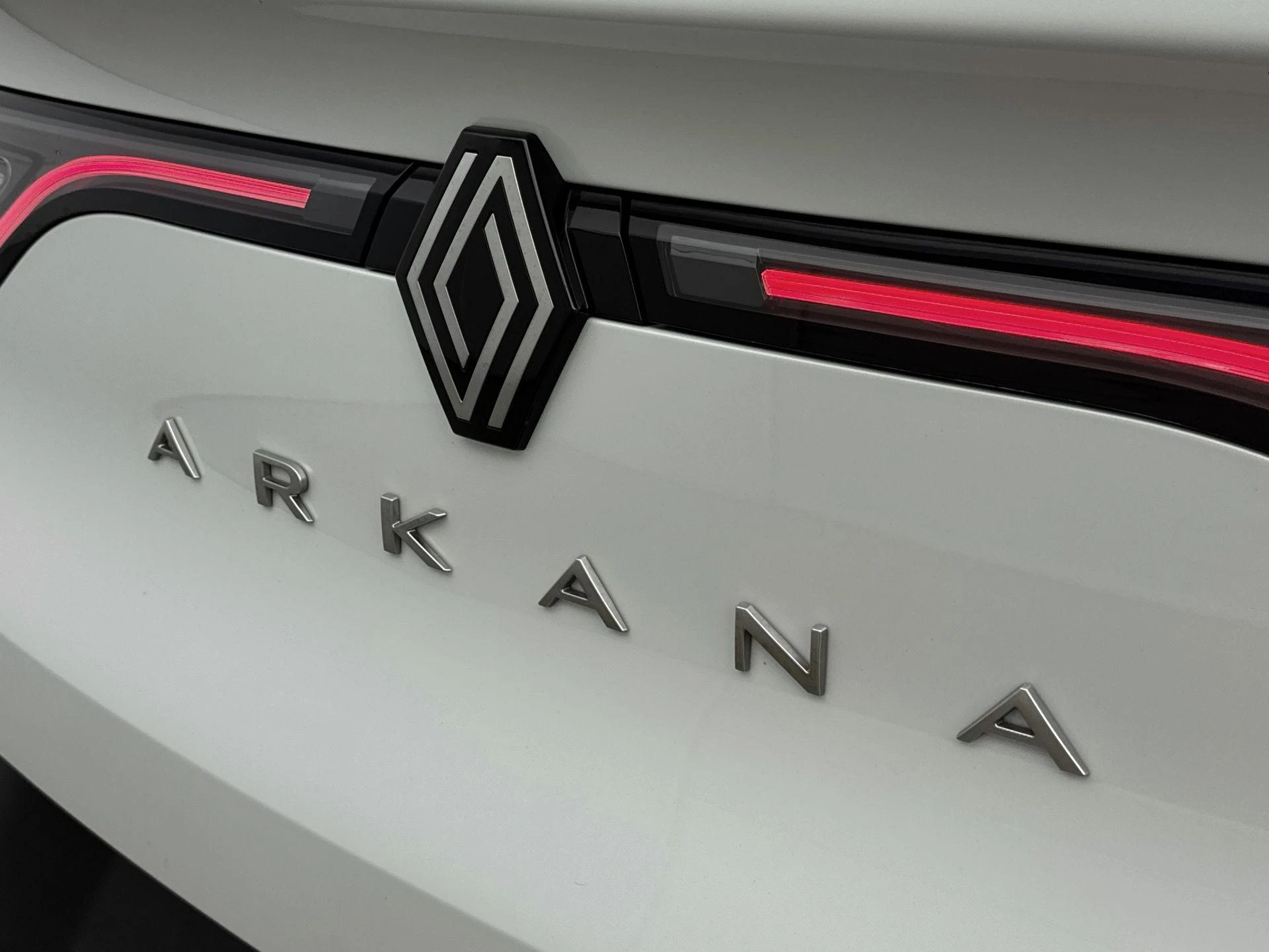Renault-Arkana-image-13