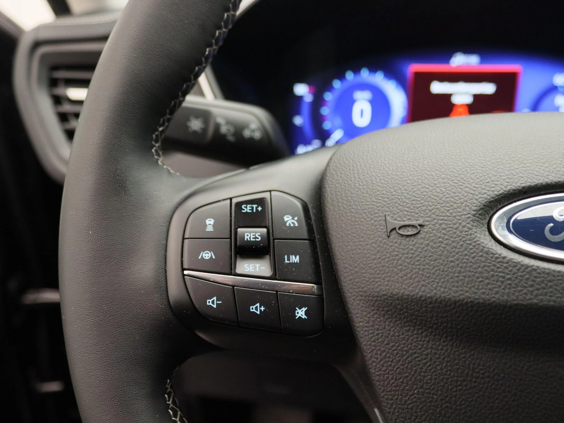 Ford-Kuga-image-20