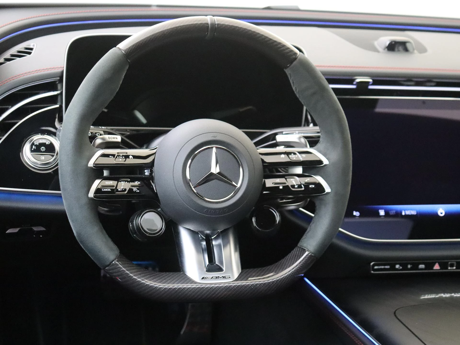 Mercedes-Benz-E-Klasse-image-17