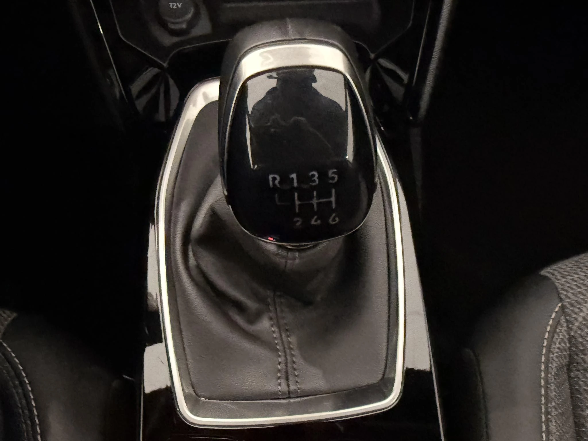 Peugeot-2008-image-17