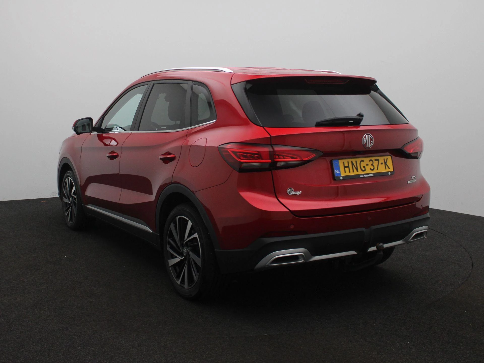 MG ZS