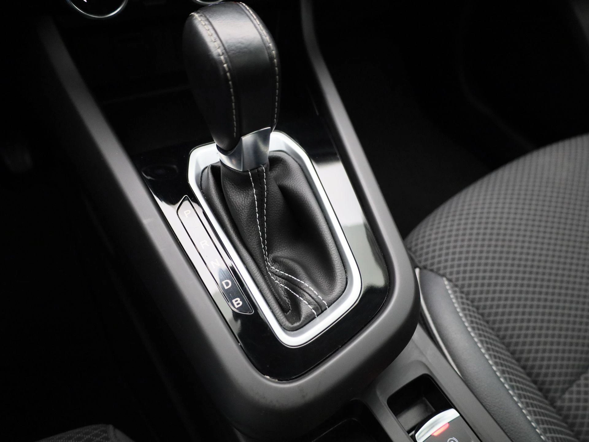 Renault-Arkana-image-22