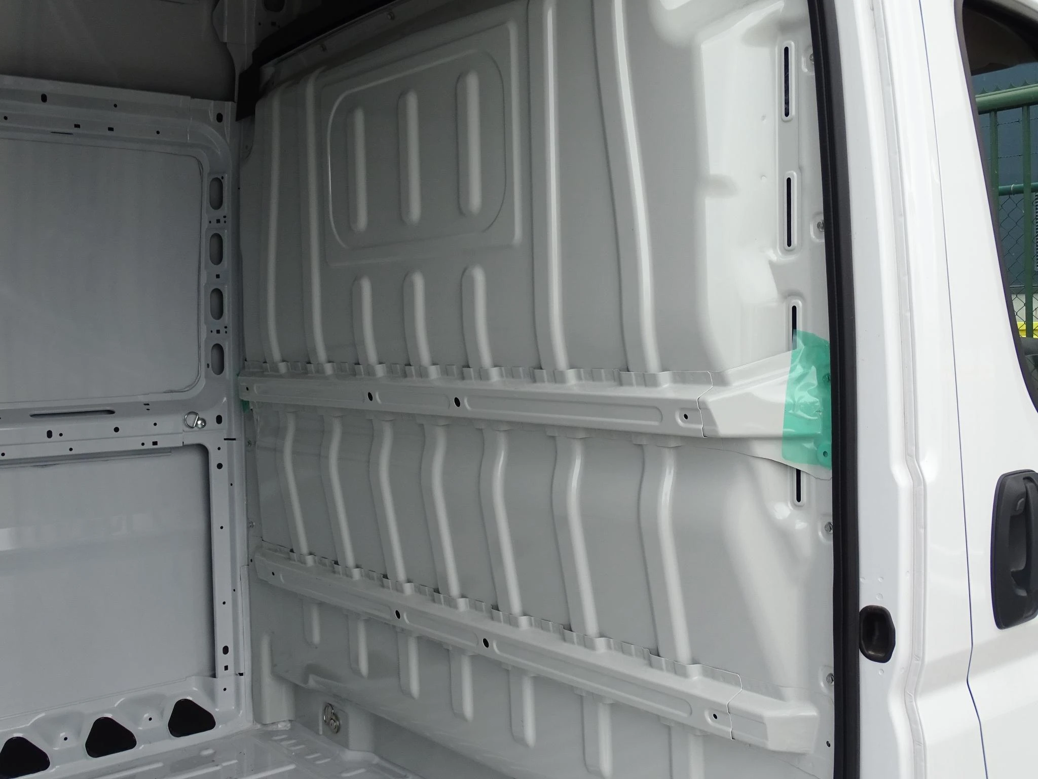 Opel-Movano-image-10