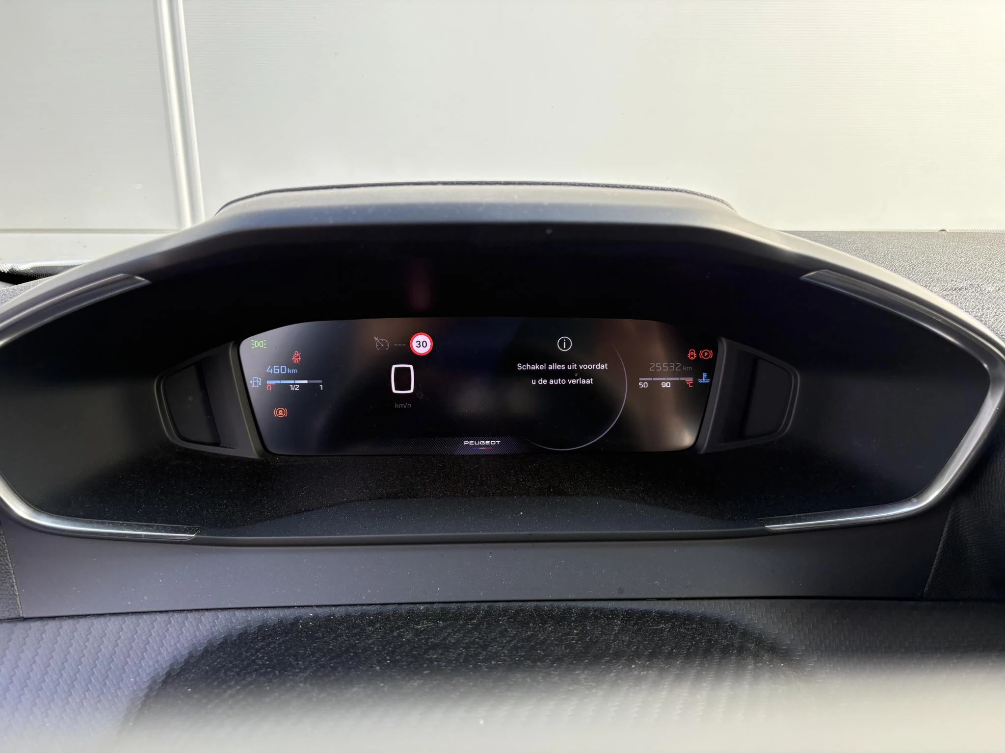 Peugeot-2008-image-9