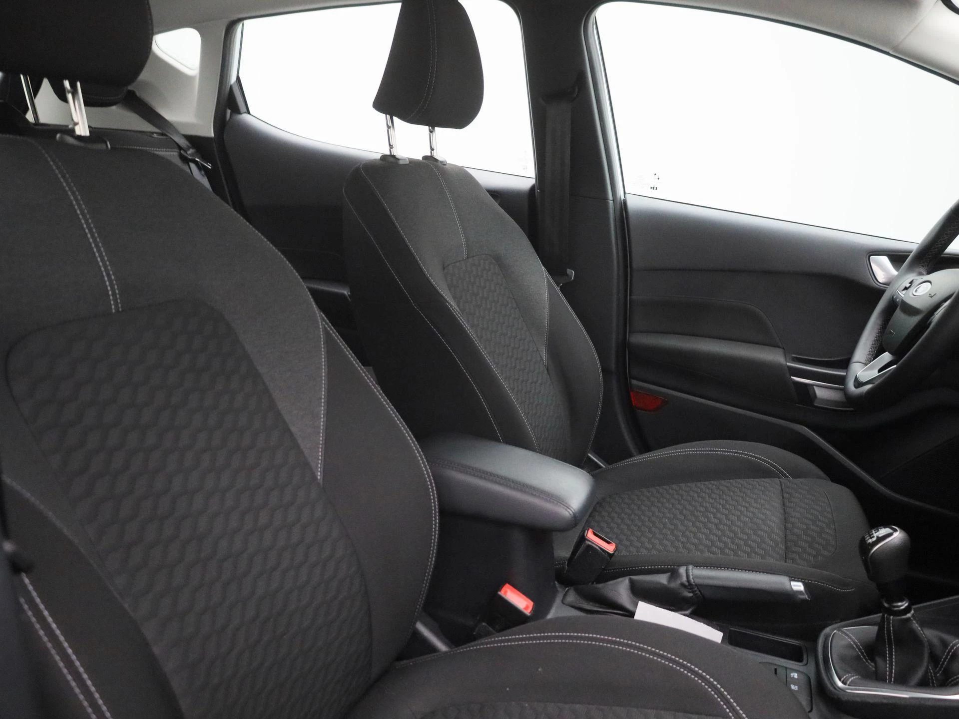 Ford-Fiesta-image-27