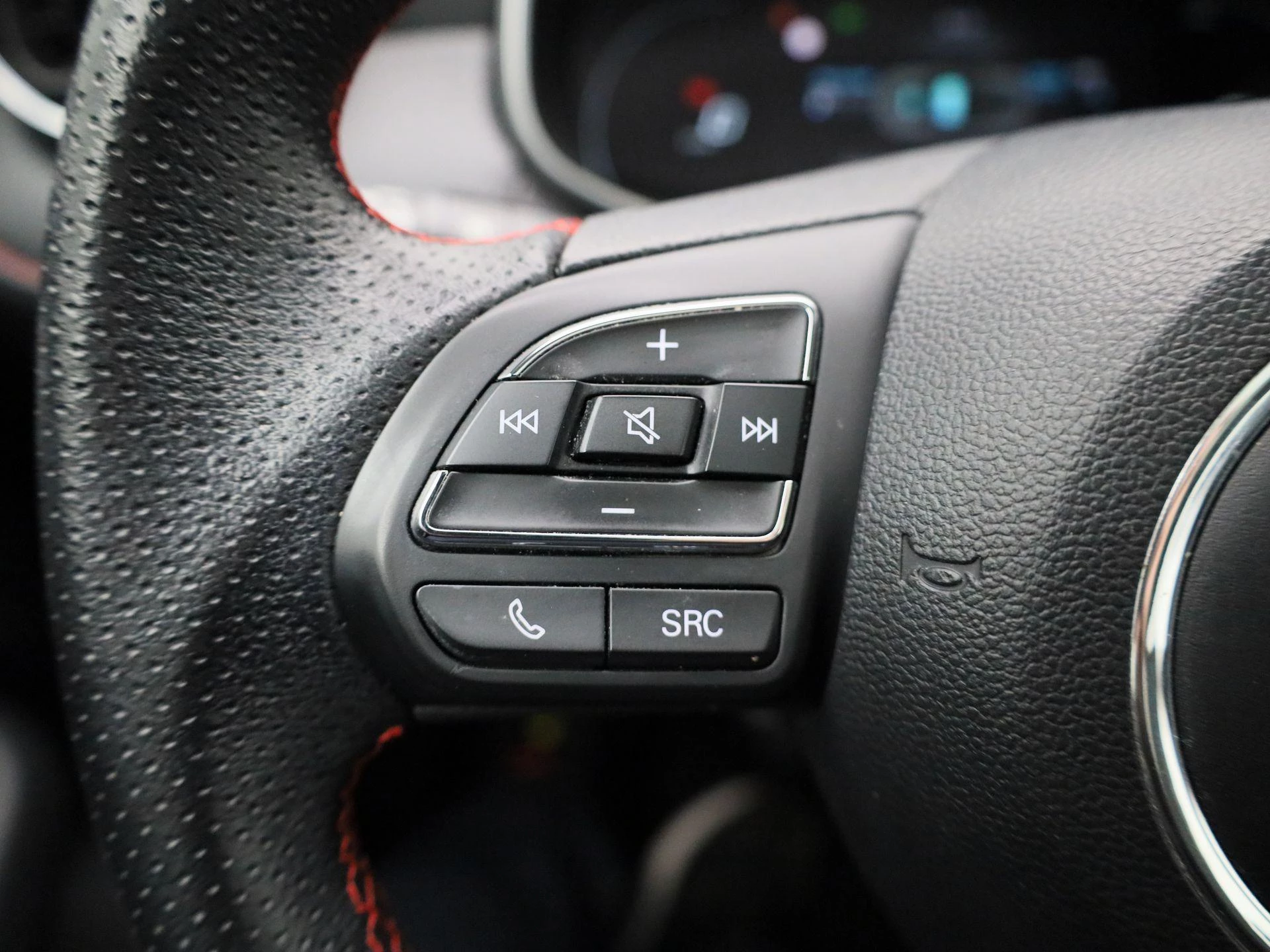 MG ZS EV Standard Range Luxury 50 kWh