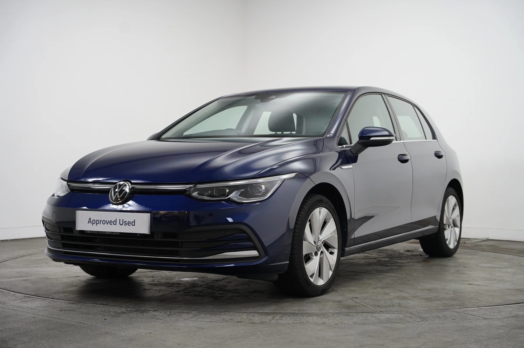 Volkswagen-Golf-image-35
