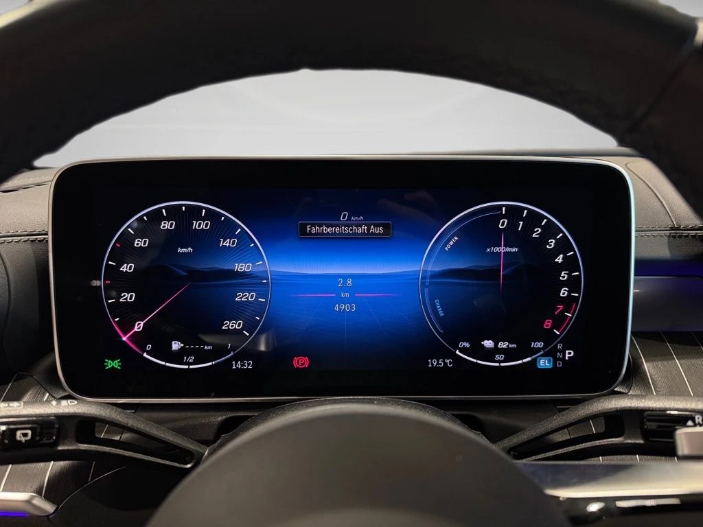 Mercedes-Benz-C-Klasse 300-image-6