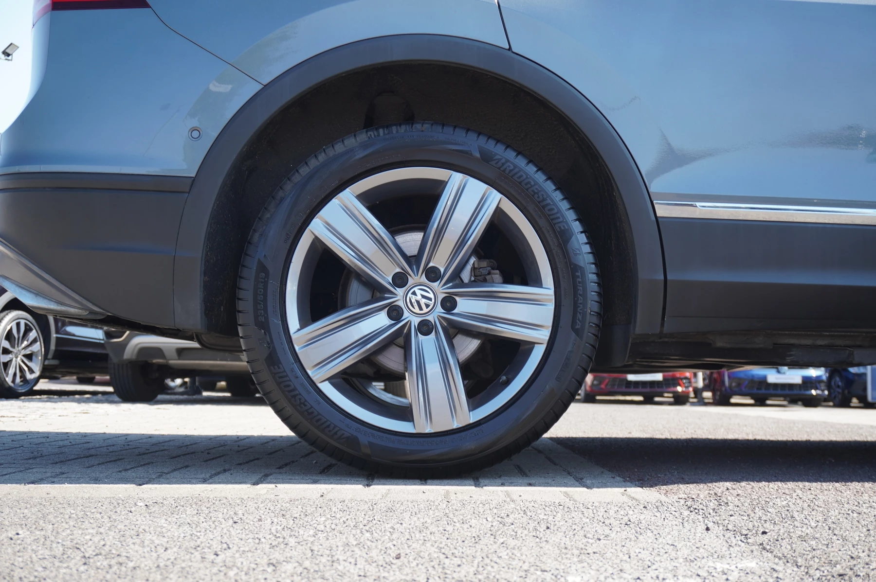 Volkswagen-Tiguan Allspace-image-25