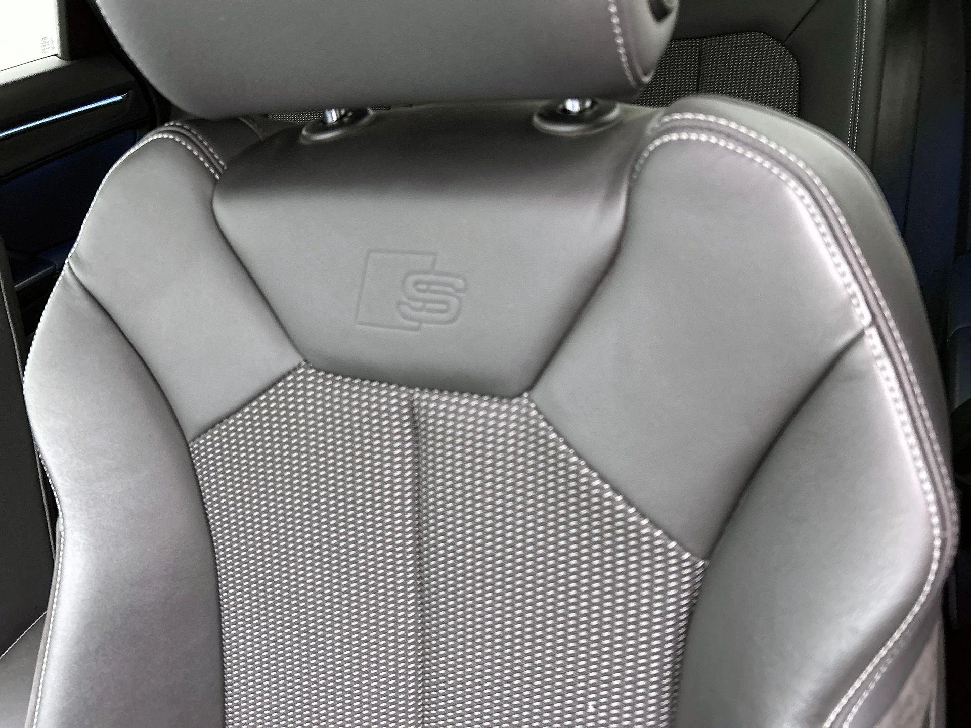 Audi Q3 45 TFSI e S edition