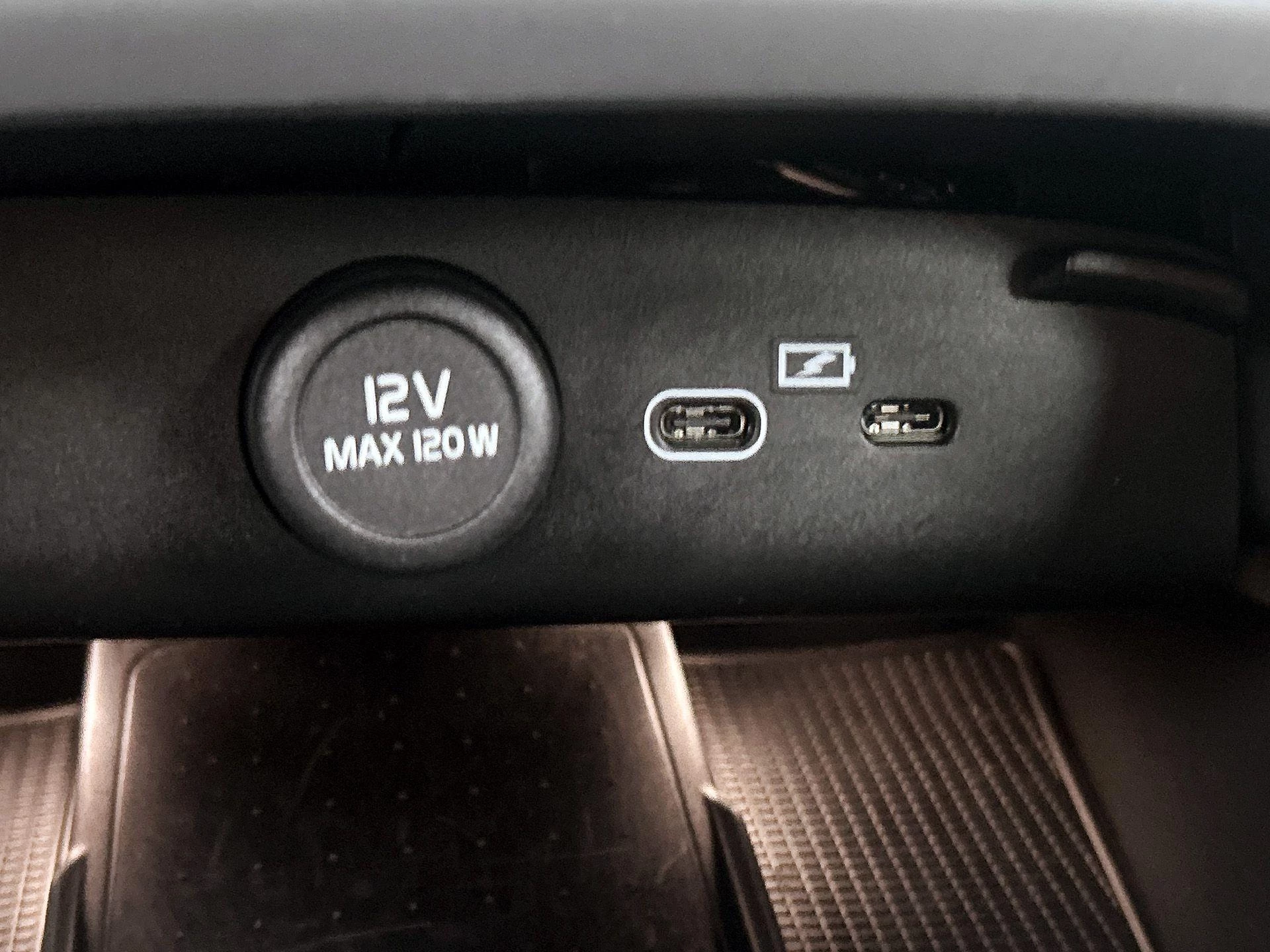 Volvo-XC40-image-33