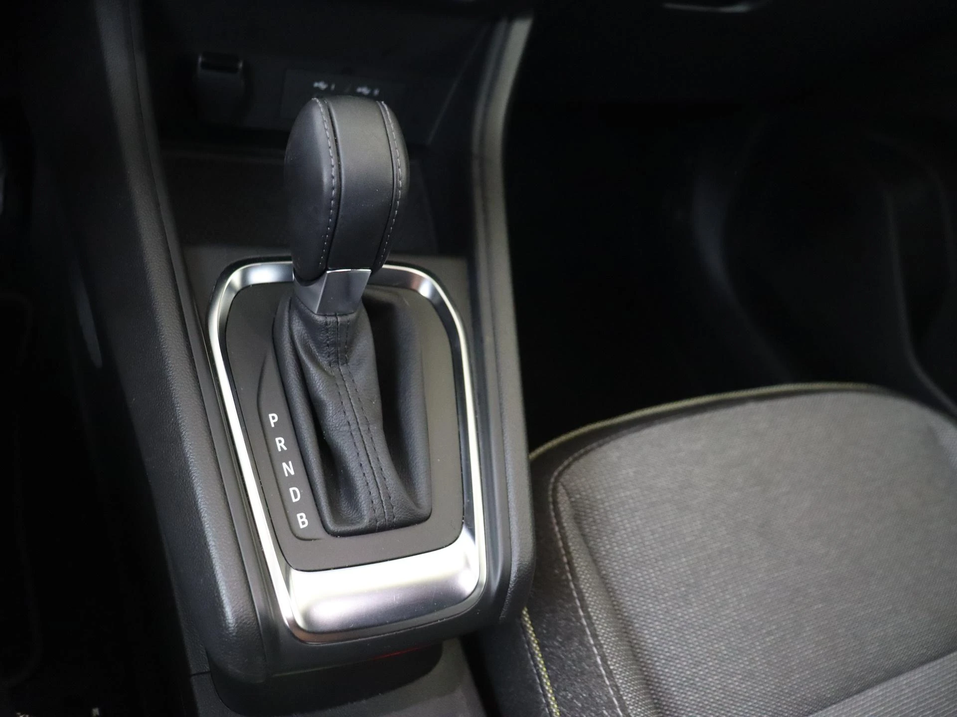 Renault-Captur-image-16