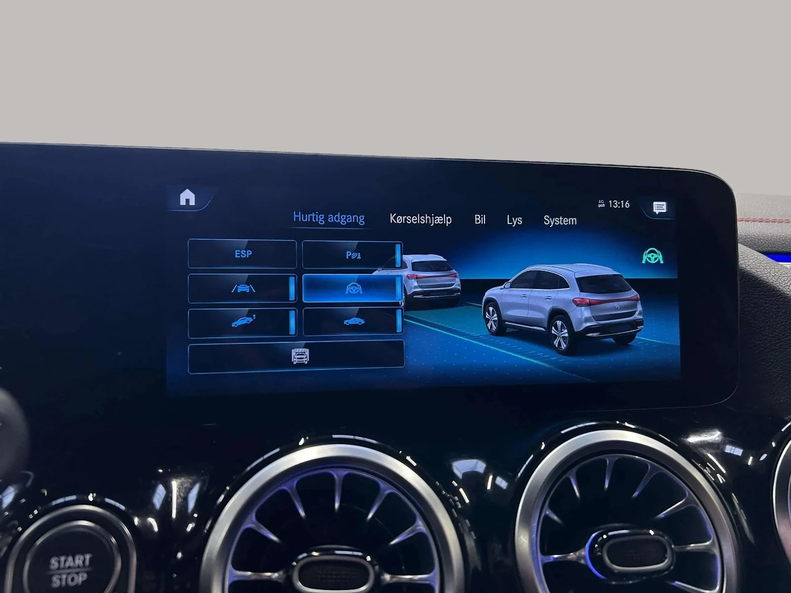 Mercedes-Benz-EQA-image-19