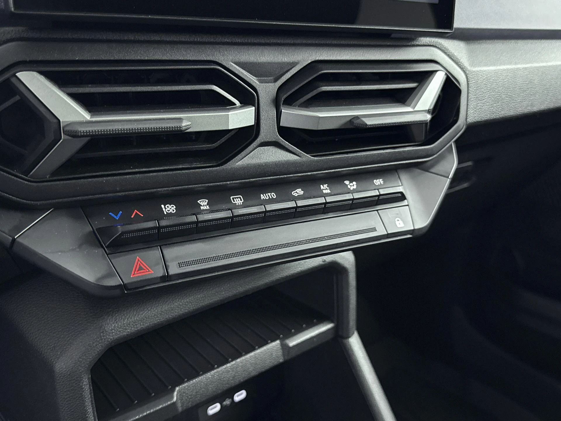 Dacia-Duster-image-13
