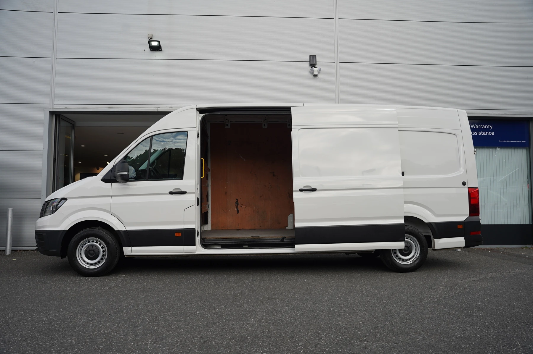 Volkswagen-Crafter-image-37