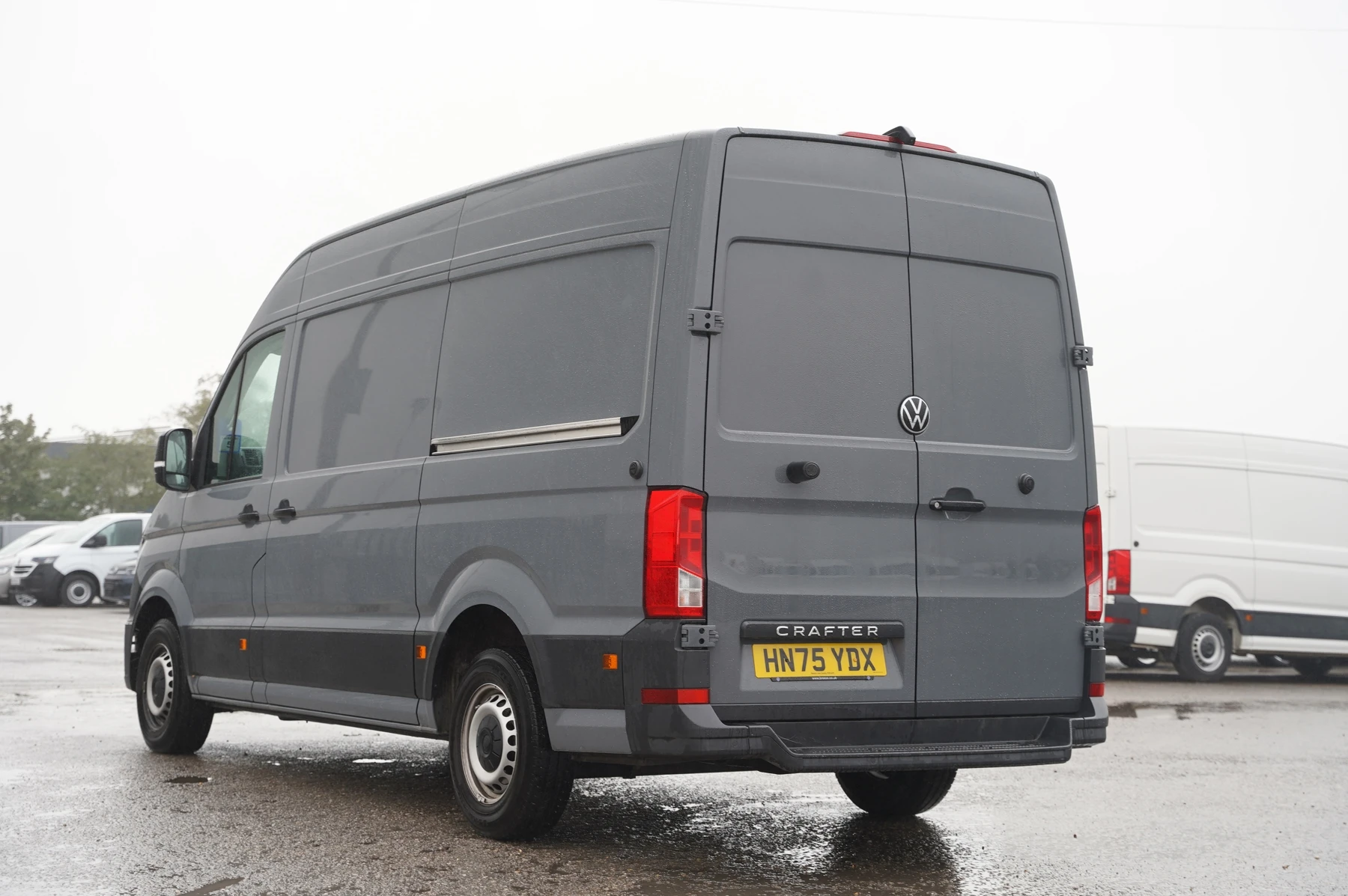 Volkswagen-Crafter-image-2