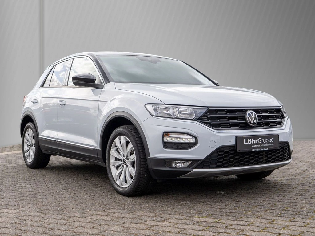 Volkswagen T-Roc 1.5 TSI DSG Sport *Navi*AHK*Kessy*ACC*PDC*Climatronic*Sitzhzg*