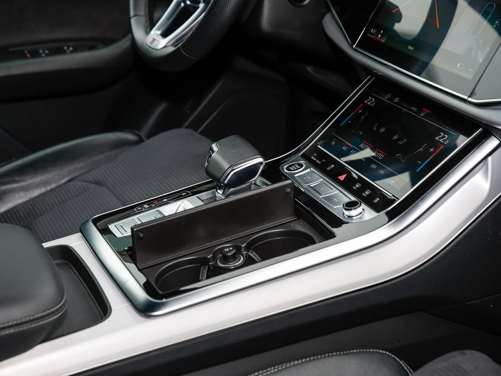 Audi Q8 50 TDI S line Matrix Panorama Headup Virtual+